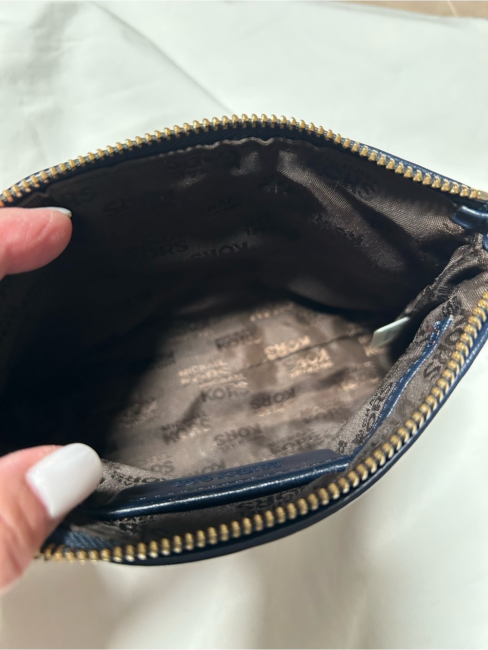 Michael Kors Blue and White Tie-Dye Small Pouch - Picture 9 of 10